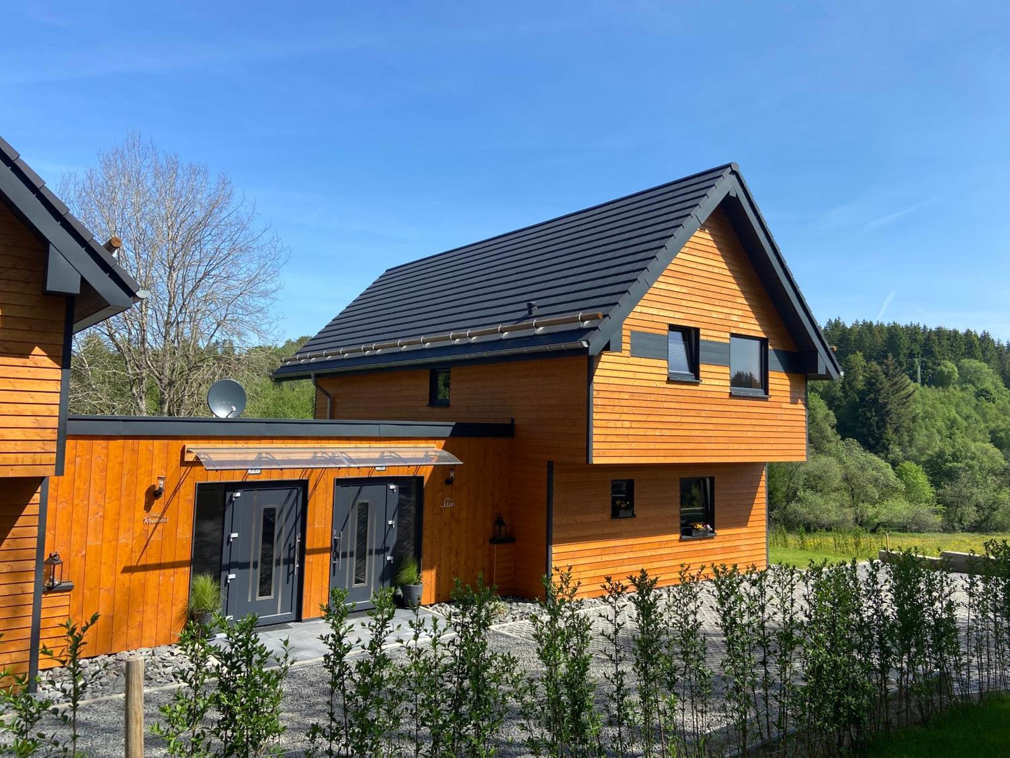 Urlaub Am Schwarzbach Mit Sauna Und Whilpool Бютгенбах Екстер'єр фото